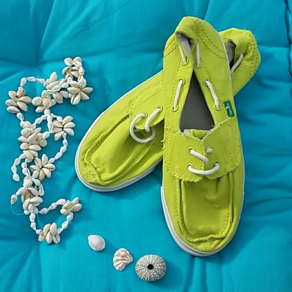 Sanuk Yellow Surfer Boat Shoes - Picture 2 of 5